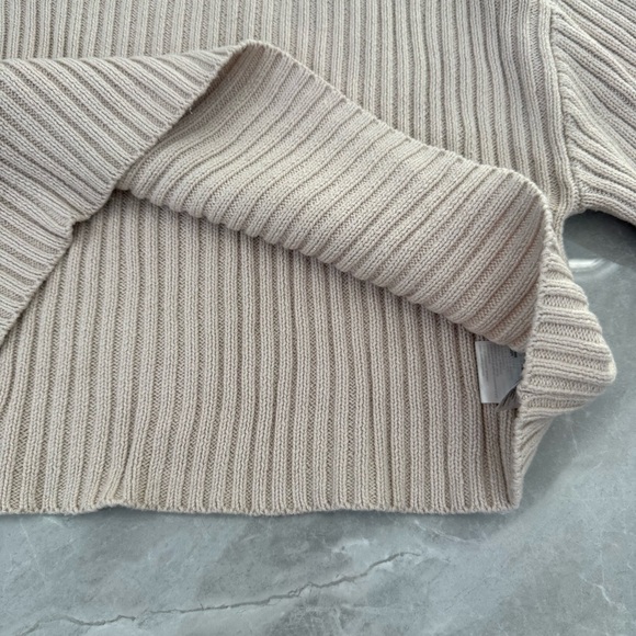 Women’s H&M Long Sleeve Ribbed Knit Crew Neck Sweater Cotton Blend Size Medium - Picture 7 of 15